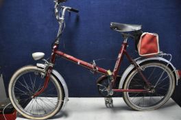 A ELSWICK SOVEREIGN BICYCLE 1980's folding bicycle