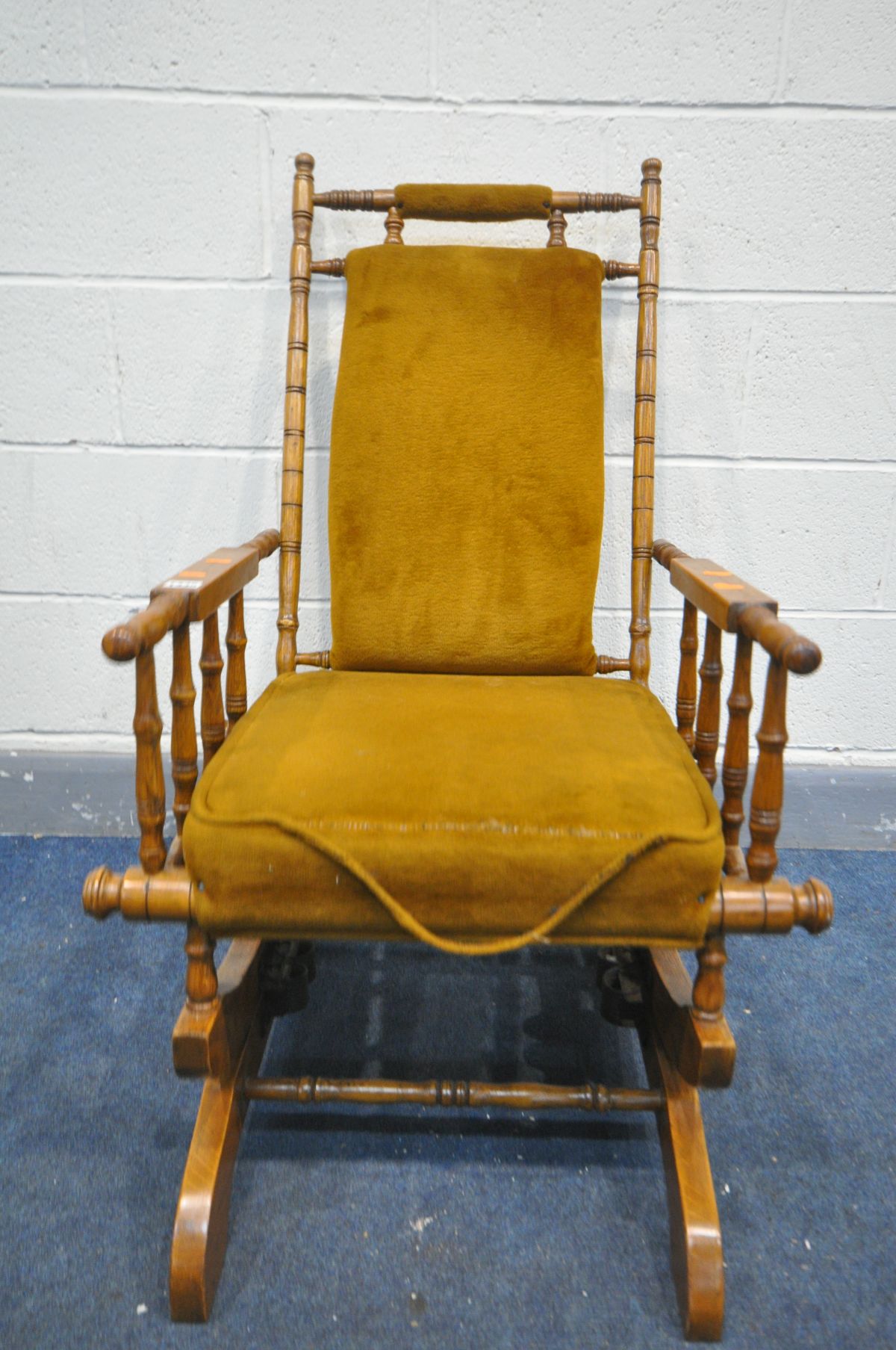 AN EDWARDIAN BEECH AMERICAN ROCKING CHAIR - Image 2 of 2