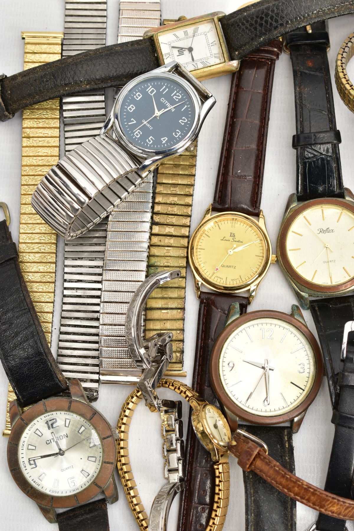 A BOX OF ASSORTED LADIES AND GENTS FASHION WRISTWATCHES, mostly quartz movements with names to - Image 2 of 4