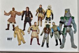 A QUANTITY OF ASSORTED LOOSE STAR WARS ACTION FIGURES, mainly 1980's figures to include General