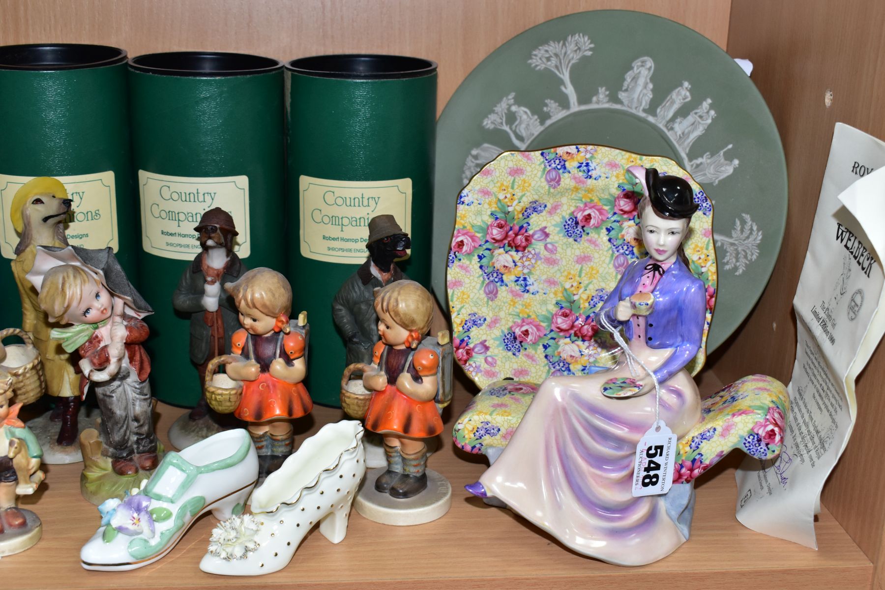 A GROUP OF CERAMICS AND GLASSWARES, to include a boxed Royal Winton Welbeck The Chintz Girl - Image 2 of 14