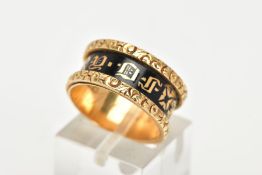 A VICTORIAN 18CT GOLD AND ENAMEL MOURNING RING, approximate band width 9mm, detailing engraved