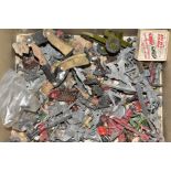 A QUANTITY OF ASSORTED HOLLOWCAST AND FLAT LEAD SOLDIER AND OTHER FIGURES, to include Britains,