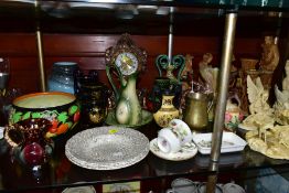 A GROUP OF ASSORTED CERAMICS, QUARTZ MOVEMENT MANTEL CLOCK IN A GILT CASE, RESIN FAIRY AND