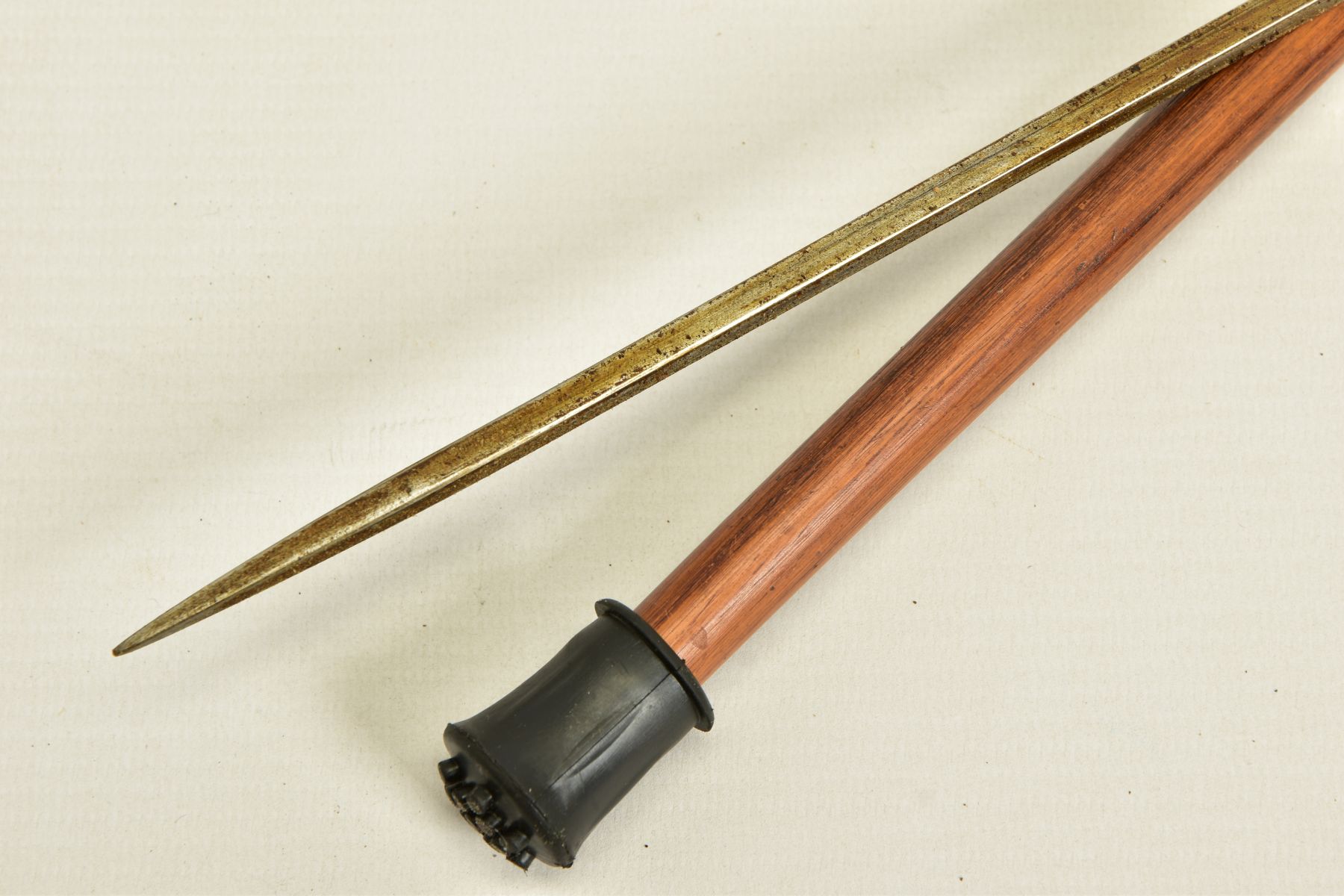 AN ANTIQUE SWORD STICK FITTED WITH A BRASSED HORSE’S HEAD GRIP, antique sword stick fitted with a - Image 3 of 11