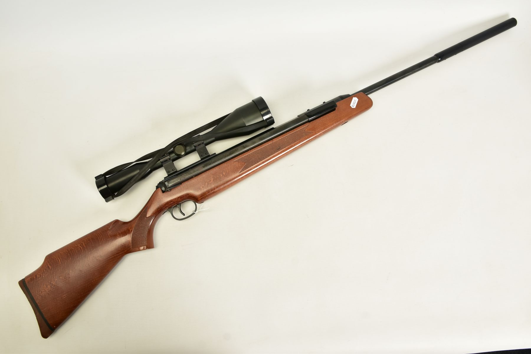 A .177'' R.W.S. DIANA MODEL 48/52 SPRING AIR RIFLE, made in Germany, these high quality air rifles - Image 3 of 18