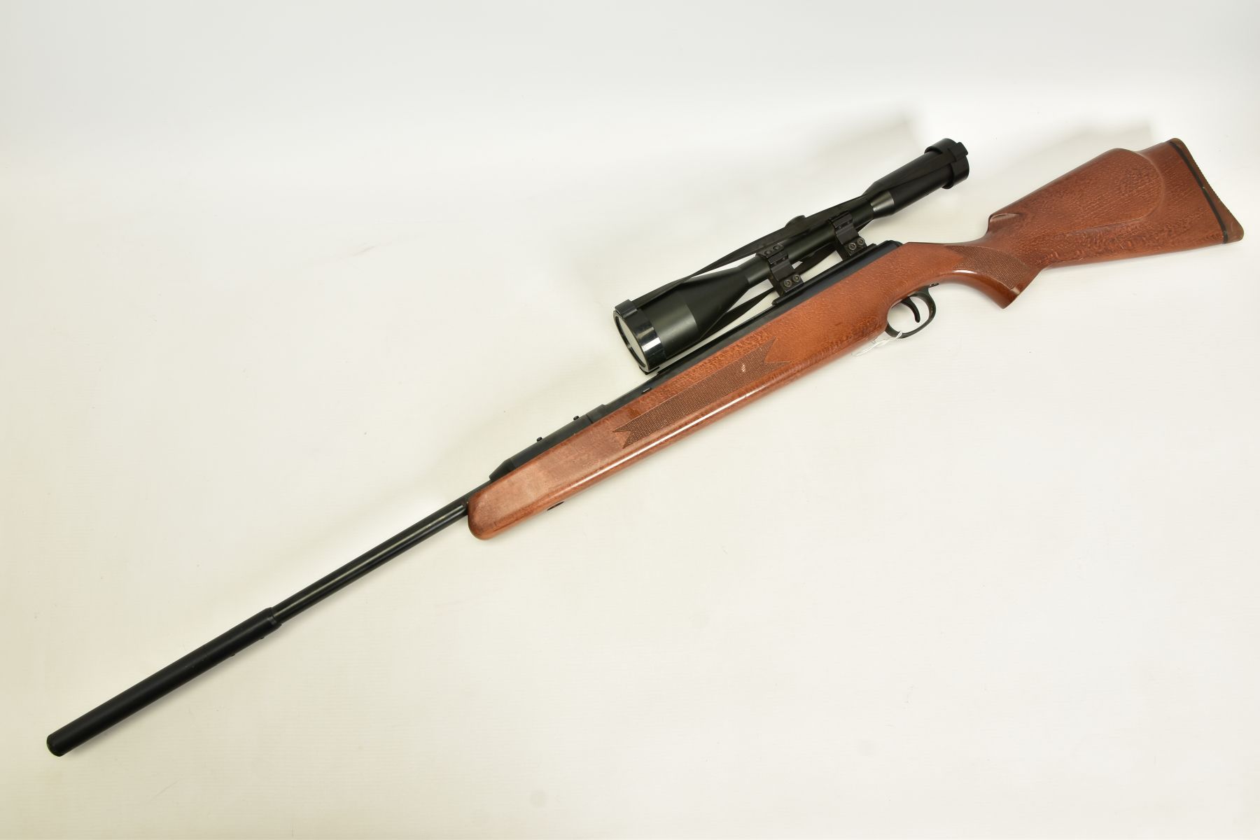 A .177'' R.W.S. DIANA MODEL 48/52 SPRING AIR RIFLE, made in Germany, these high quality air rifles - Image 12 of 18