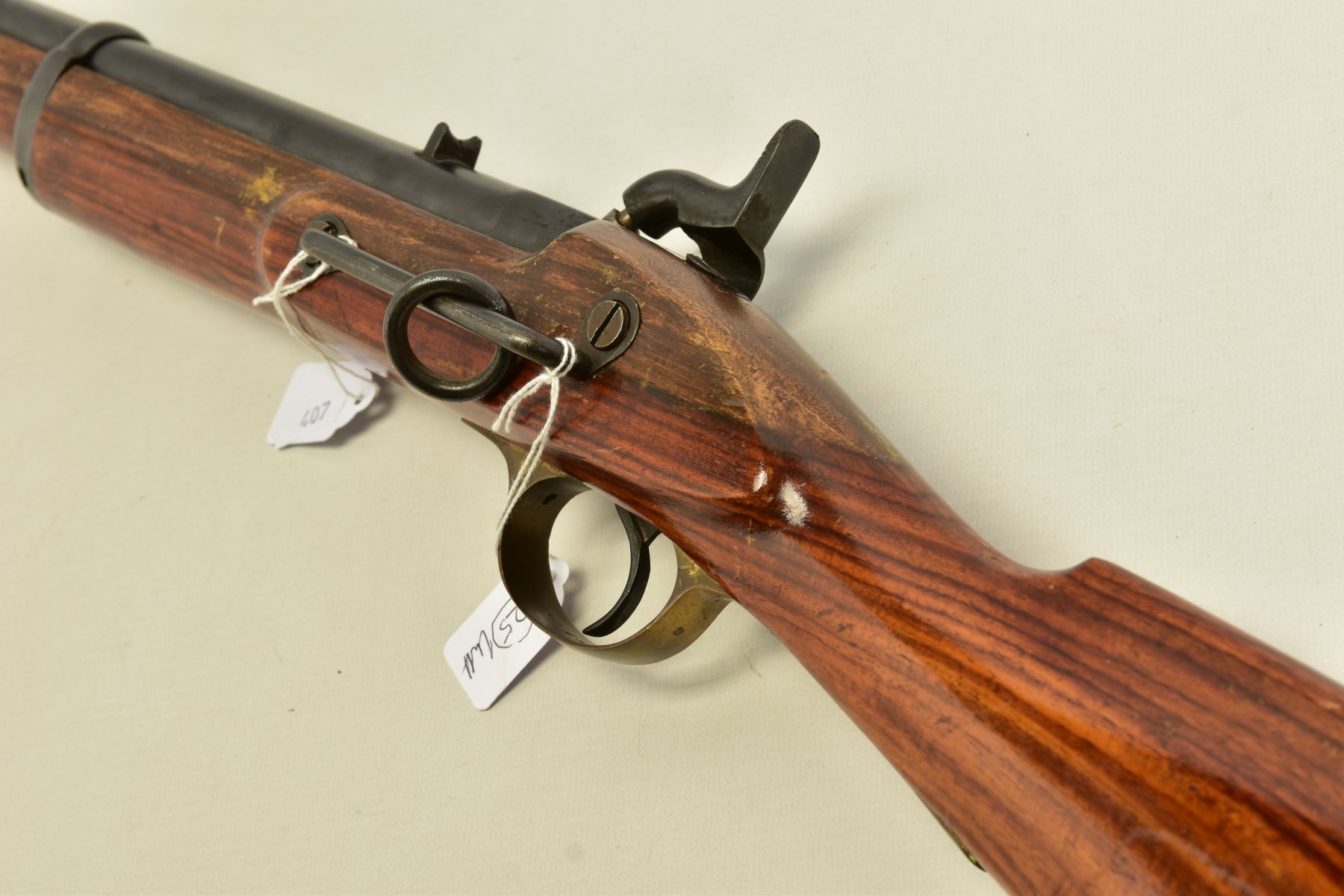 AN ANTIQUE SMOOTH BORE PERCUSSION CARBINE, fitted with a 21'' barrel in approximately 14 bore, it is - Image 13 of 16