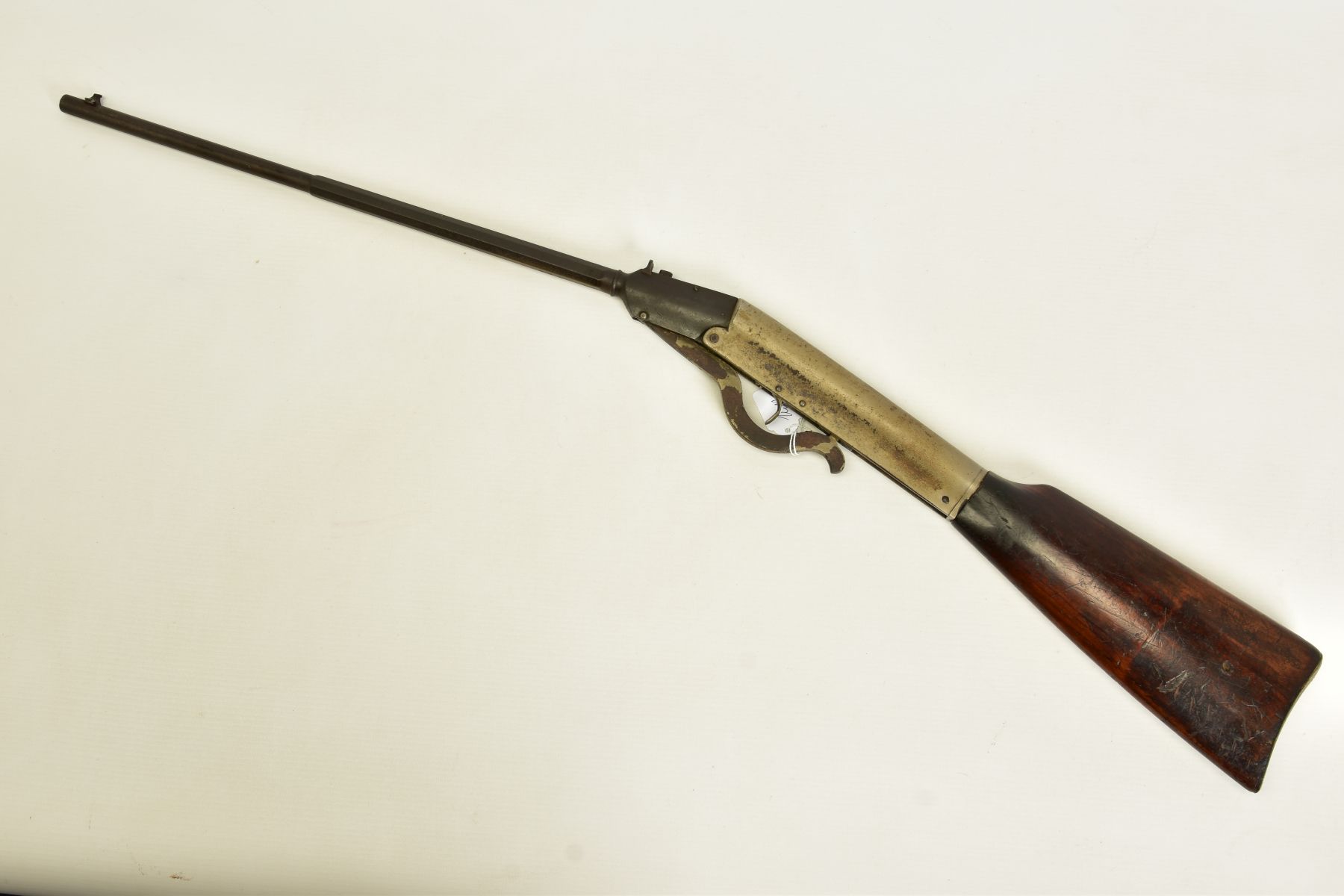 A .177'' GEM AIR RIFLE, serial number 78776 marked ‘Made Abroad’, it is fitted with an 18¾'' - Image 11 of 17