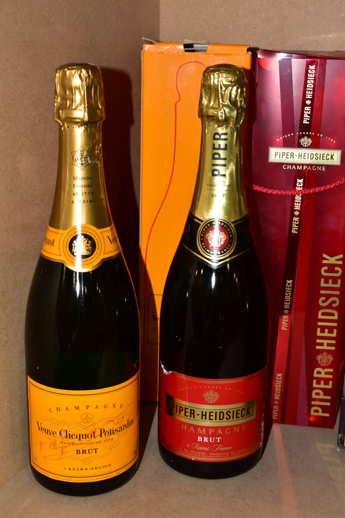 CHAMPAGNE, five bottles comprising 1 x Champagne Gosset, Quatrieme Centenaire edition, 1 x Veuve - Image 2 of 7