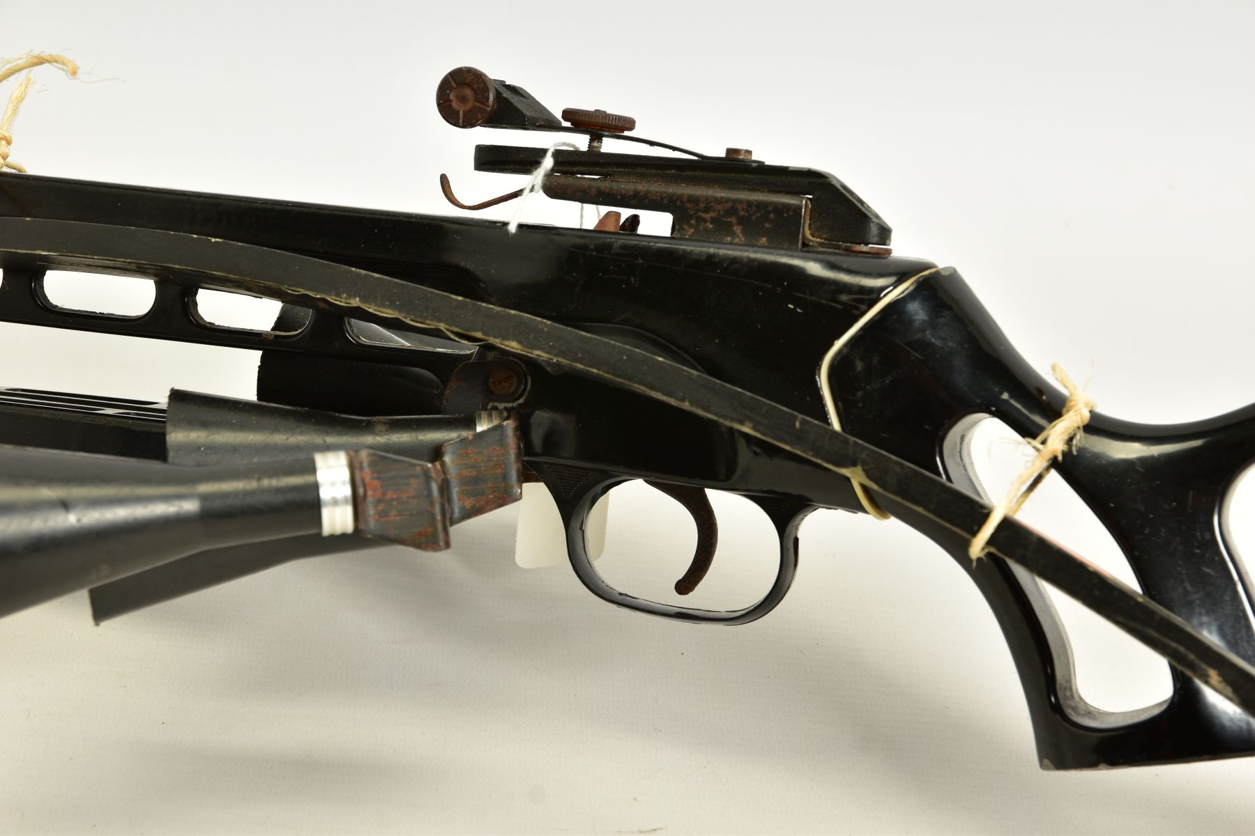 A BARNETT CROSSBOW MISSING ITS COCKING MECHANISM, The purchaser must be 18 years or over - Image 5 of 12