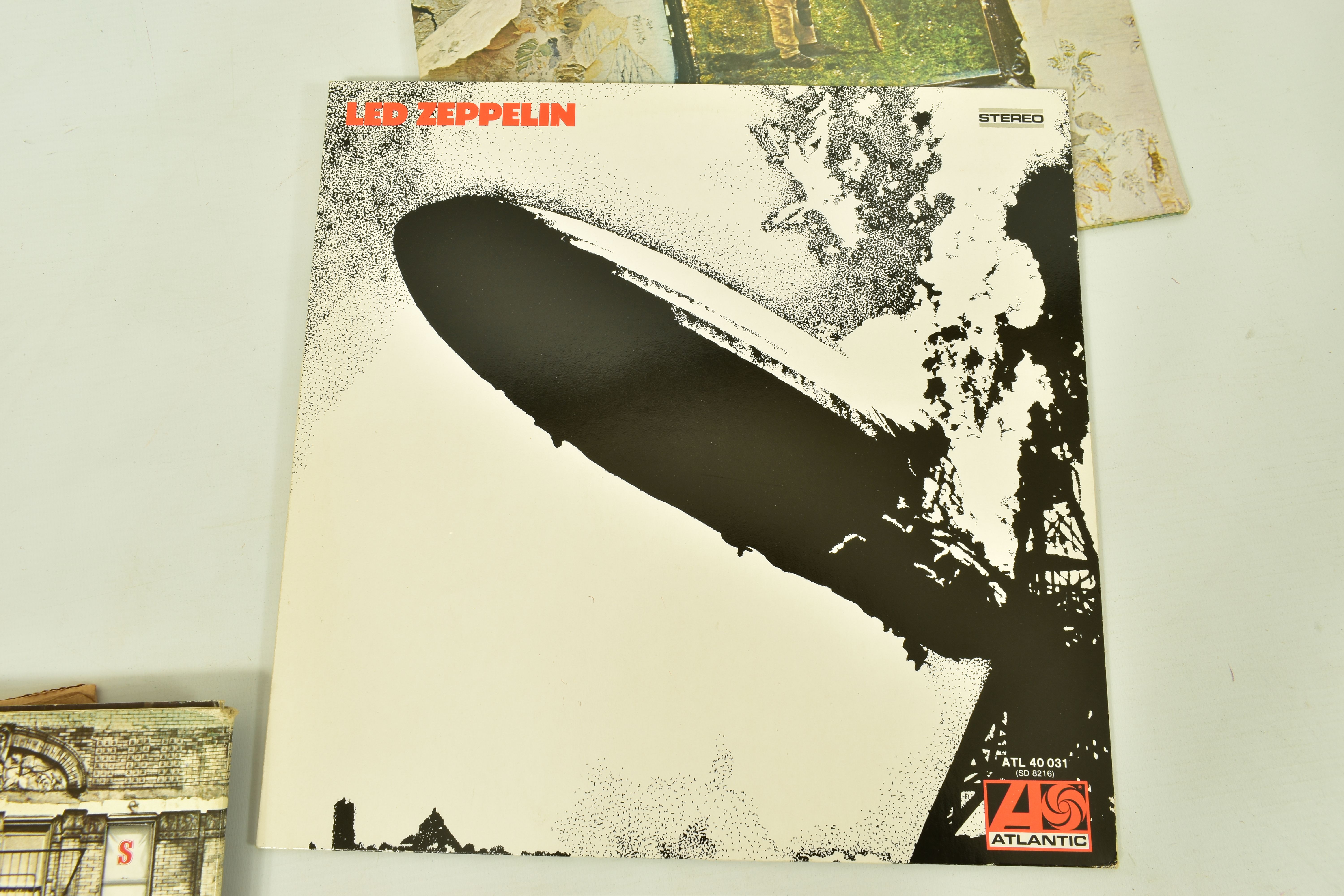 LED ZEPPELIN, IN THROUGH THE OUTDOOR signed by Robert Plant on the brown paper outer sleeve along - Bild 6 aus 7