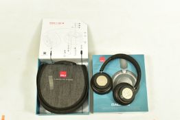 A DALI iO-6 NOISE CANCELING WIRELESS HEADPHONES with box, manual and case ( no cables)