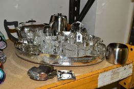 A GROUP OF PLATED AND OTHER METALWARES, to include an unmarked plated tea set with tray, an Old Hall