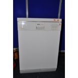 A BOSCH CLASSIXX DISHWASHER measuring 60cm width x 60cm depth x 86cm height (PAT pass and powers