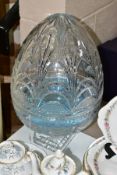 A CRISTALLERIE LORRAINE LIMITED EDITION CUT GLASS CHAMPAGNE BUCKET, numbered 332/500 with