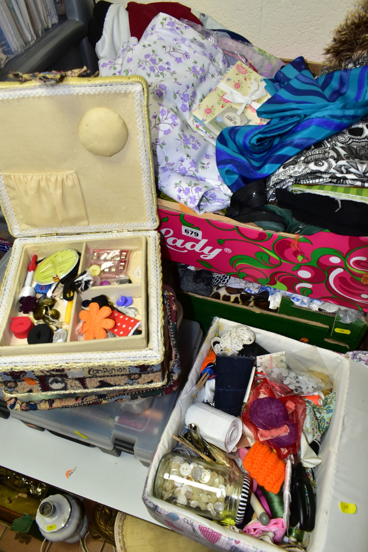 FOUR BOXES AND LOOSE FABRIC, HABERDASHERY AND SEWING ITEMS, to include three boxes of assorted - Image 7 of 8