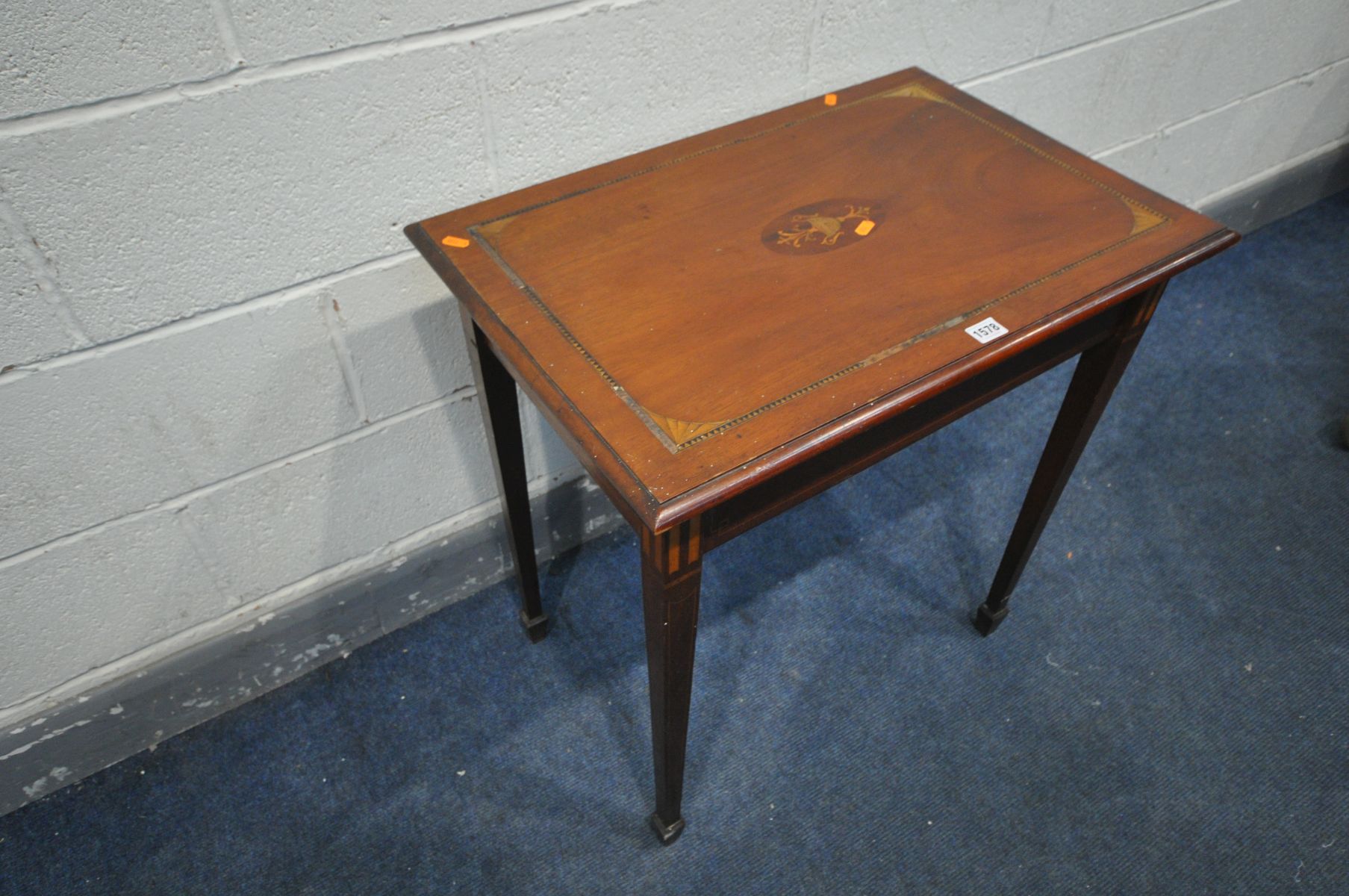 AN EDWARDIAN MAHOGANY AND INLAID RECTANGULAR SIDE TABLE, with a single drawer on square tapered legs - Image 3 of 4