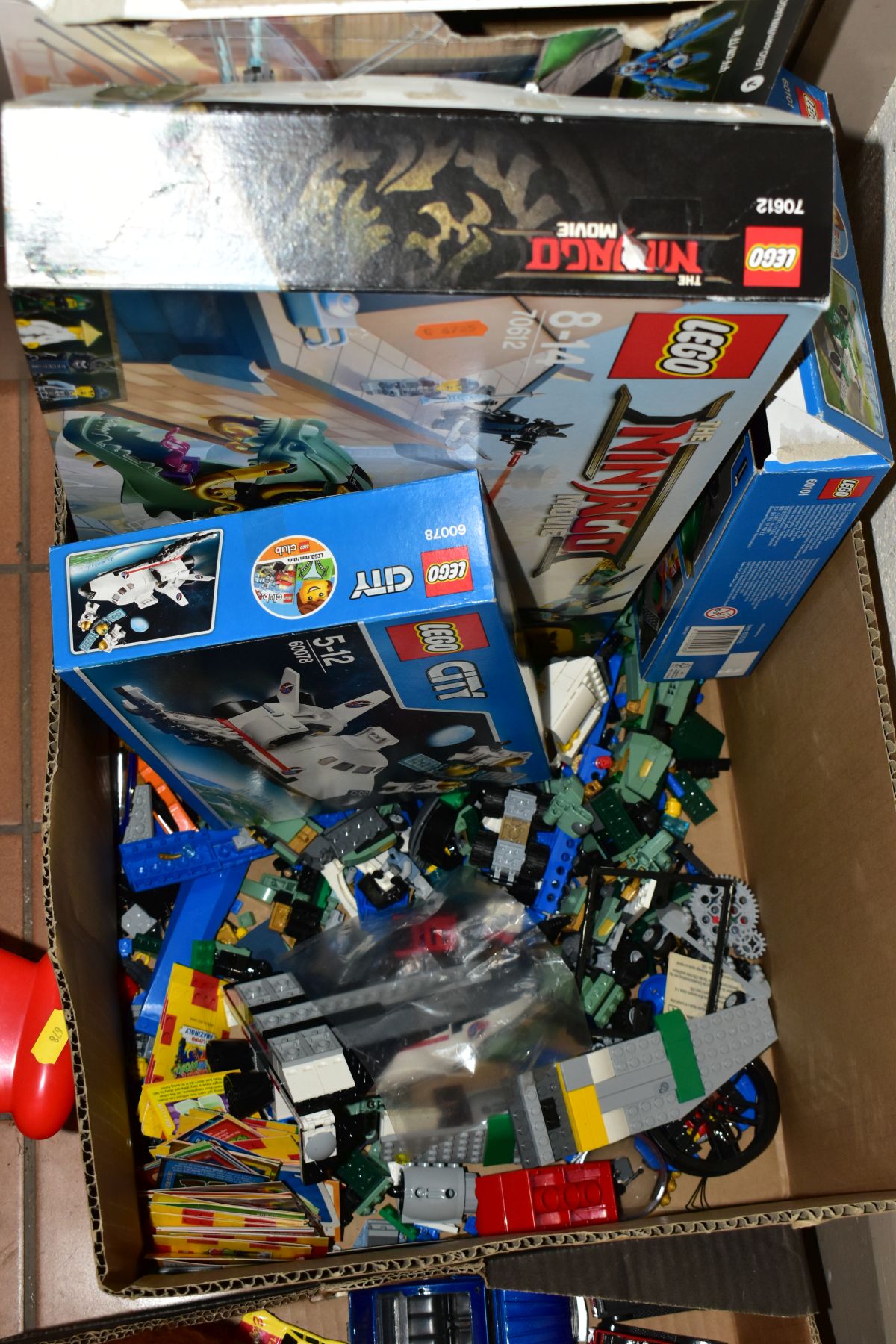 TWO BOXES OF TOYS, to include boxes, instruction and pieces for Lego sets (pieces unchecked) - Image 5 of 5