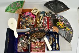A BOX OF ASSORTED ITEMS, to include a selection of costume jewellery, a selection of ladies