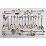 AN ASSORTMENT OF SILVER AND WHITE METAL TEASPOONS, to include fifteen silver hallmarked