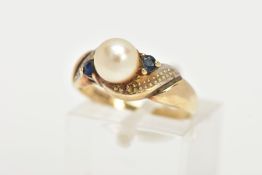 A 9CT GOLD CULTURED PEARL, SAPPHIRE AND DIAMOND RING, centring on a single cultured cream pearl with