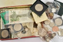 A CADBURY'S COCOLATE BISCUIT TIN OF MIXED COINS, to include a 1887 holed Victoria crown coin, a