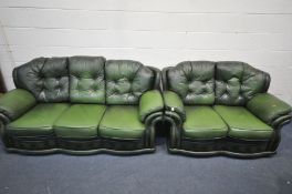 A BUTTONED GREEN LEATHER LOUNGE SUITE, comprising a three seater settee, and a two seater settee (