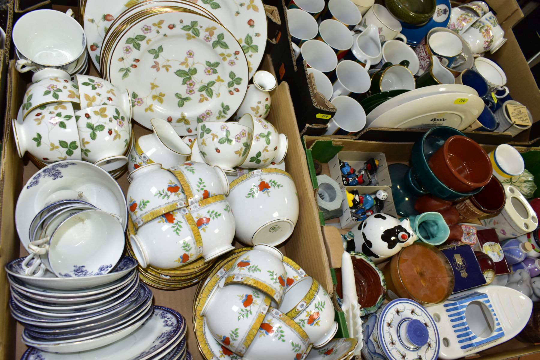 THREE BOXES OF CERAMICS, ETC, including forty pieces of Wedgwood 'Wild Strawberry' pattern - Image 3 of 3