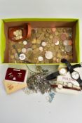 A BOX OF ASSORTED ITEMS, to include a gents 'Hamilton' wristwatch, hand wound movement (working),