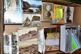 POSTCARDS, approximately 850-900 Postcards in one box featuring a mix of modern and early - mid-20th
