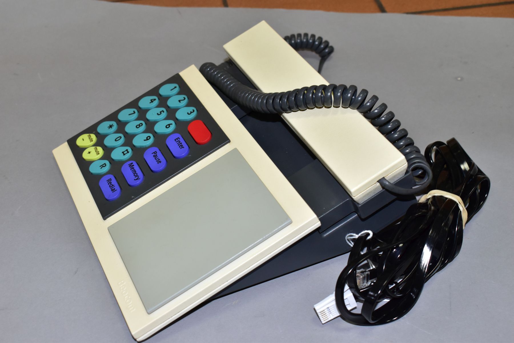 A RETRO BANG & OLUFSEN DESK TELEPHONE, coloured keys, bears label verso 'BEOCOM DTMF....ID NR. - Image 4 of 4