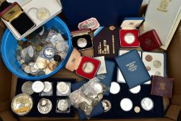 A LARGE CARDBOARD BOX OF MIXED COINS AND COMMEMORATIVES TO INCLUDE, a plastic bag with large amounts