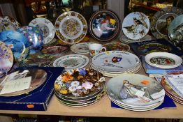 APPROXIMATELY FIFTY ASSORTED COLLECTORS PLATES AND OTHERS, a small number boxed, to include three