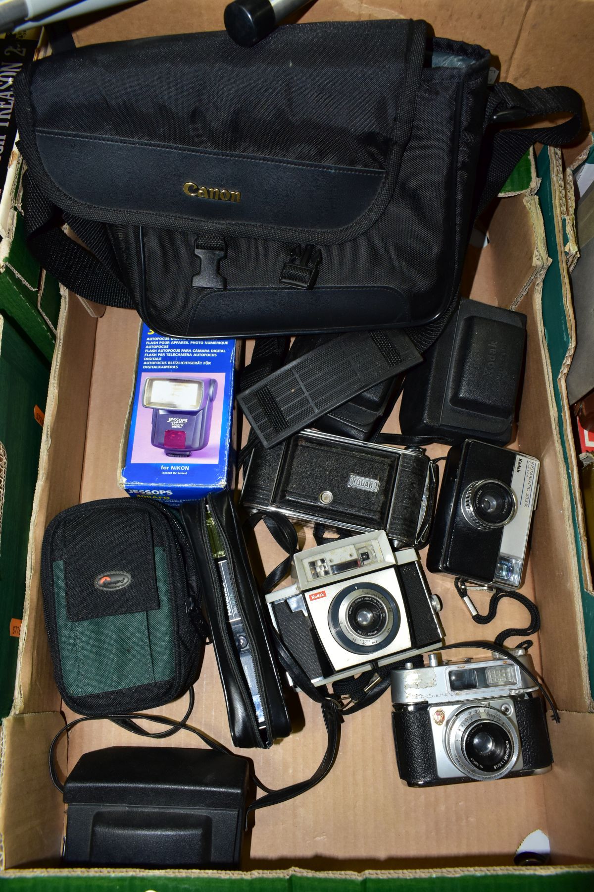 FIVE BOXES AND LOOSE PHOTOGRAPHY EQUIPMENT, including assorted Kodak and other used cameras, empty - Image 5 of 8