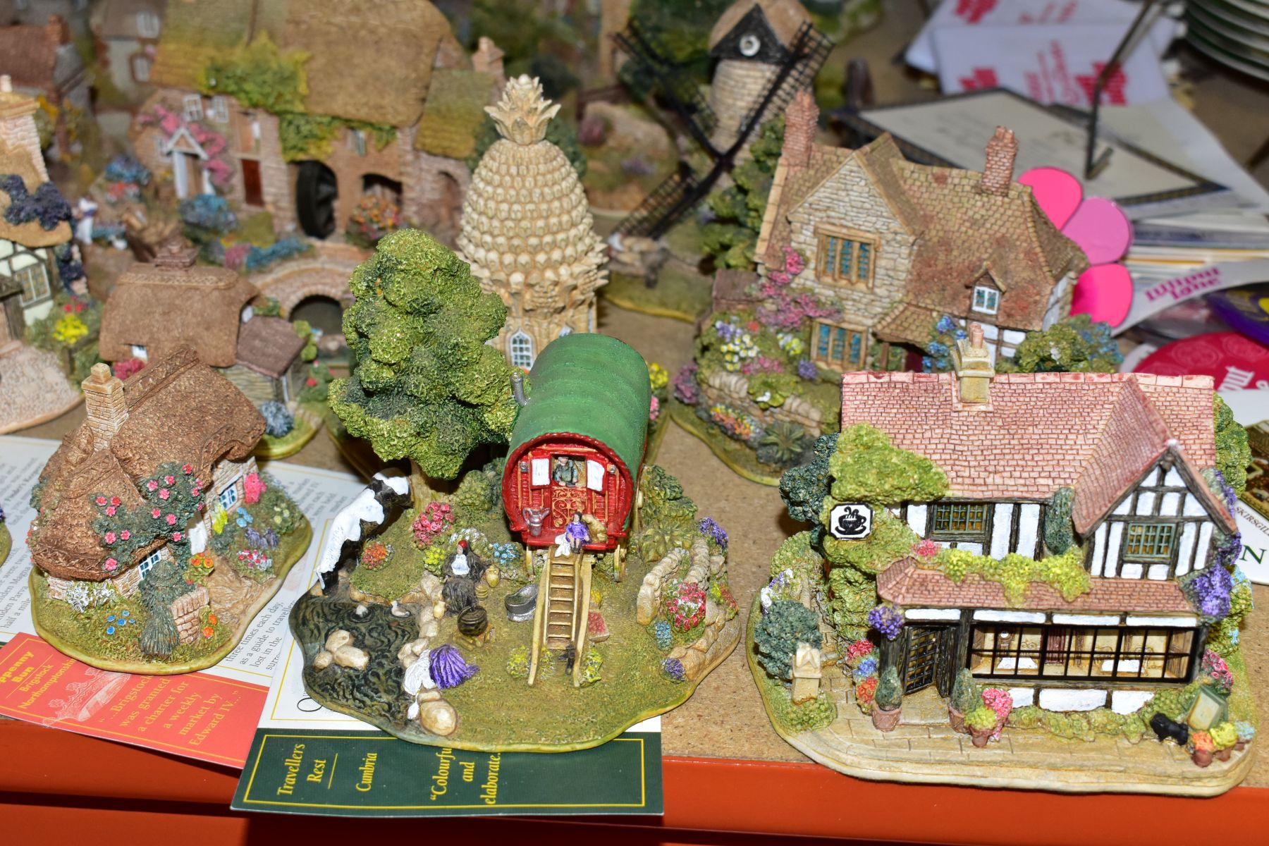 OVER SIXTY LILLIPUT LANE SCULPTURES FROM THE NORTH, MIDLANDS, SCOTTISH, WELSH, SOUTH EAST, - Image 8 of 11