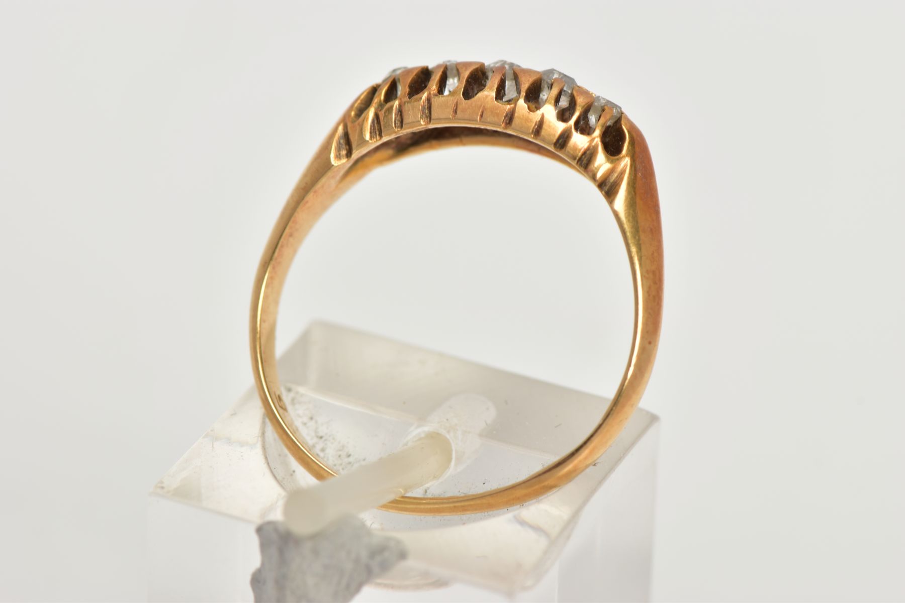 AN 18CT GOLD DIAMOND BOAT RING, five old cut diamonds, prong set in a yellow gold mount, leading - Image 3 of 4