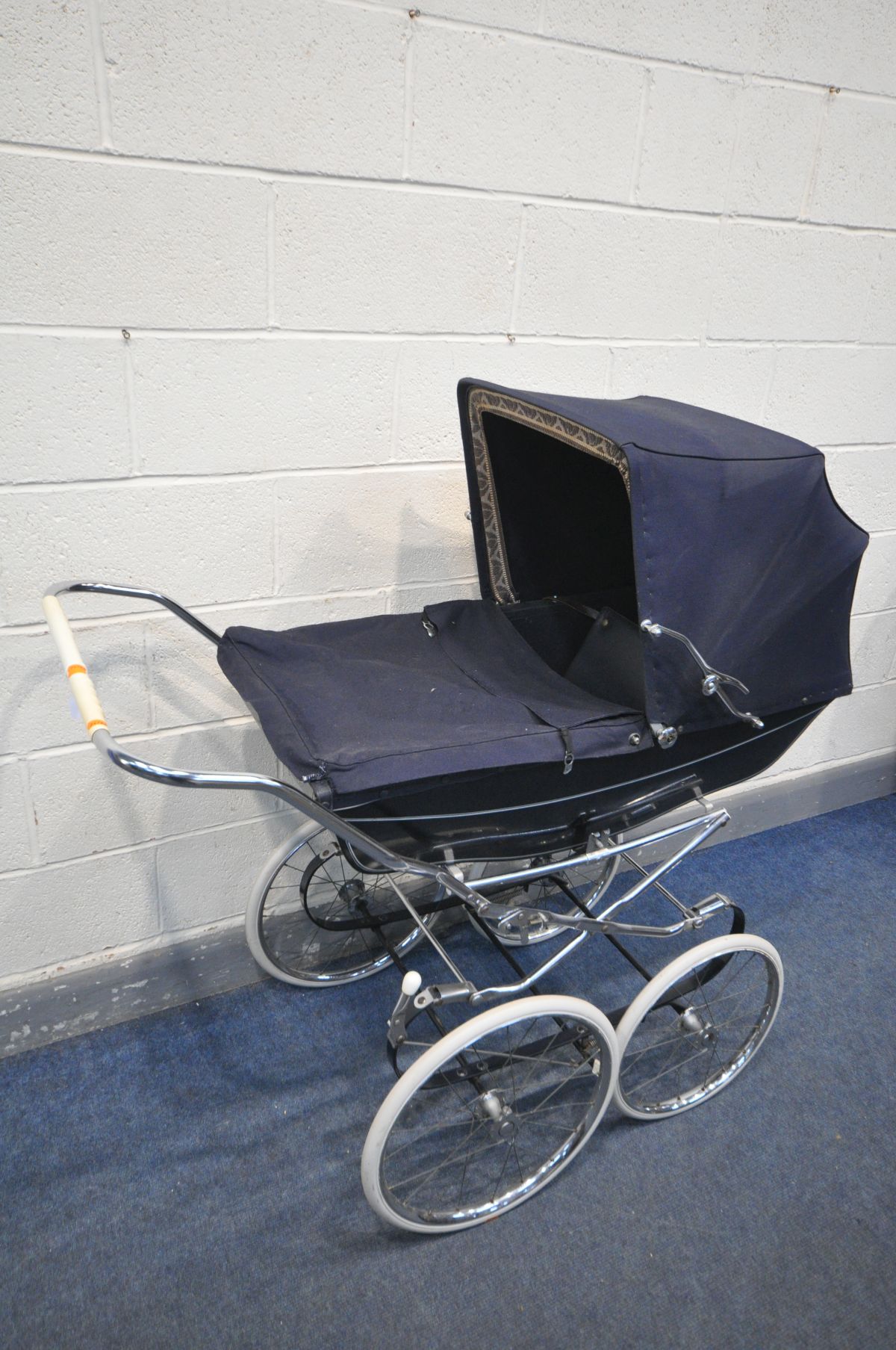 A VINTAGE MARMET COACH BUILT PRAM (condition:-some tears) - Image 2 of 3