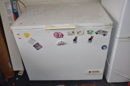A ZANUSSI FREEZONE CHEST FREEZER width 94cm, depth 67cm, height 85cm (PAT pass and working at -29