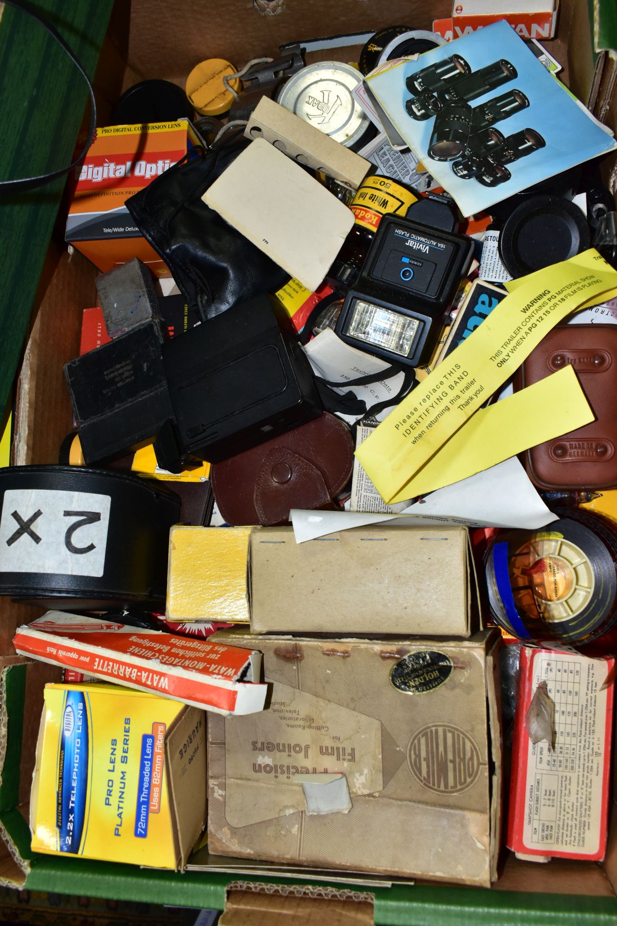 FIVE BOXES AND LOOSE PHOTOGRAPHY EQUIPMENT, including assorted Kodak and other used cameras, empty - Image 2 of 8