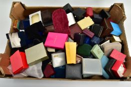 A BOX OF ASSORTED EMPTY JEWELLERY BOXES, boxes for rings, necklaces, bracelets etc