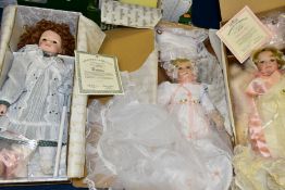 A BOX AND LOOSE BOXED COLLECTORS' DOLLS, to include thirteen boxed dolls by The Ashton-Drake
