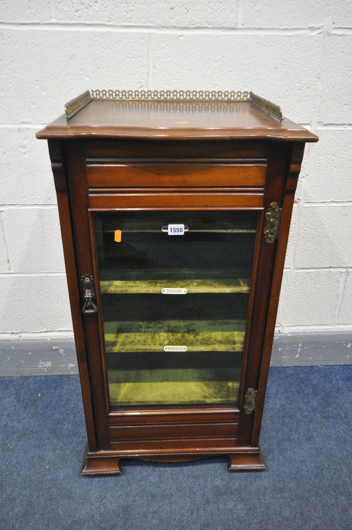 AN EDWARDIAN MAHOGANY MUSIC CABINET with a brass gallery, on casters, width 49cm x depth 43cm x - Image 2 of 3