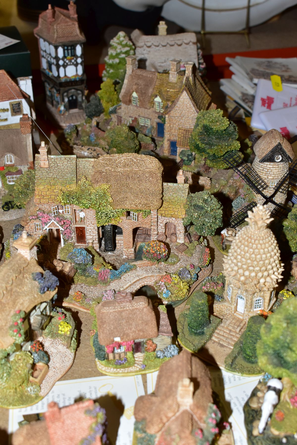 OVER SIXTY LILLIPUT LANE SCULPTURES FROM THE NORTH, MIDLANDS, SCOTTISH, WELSH, SOUTH EAST, - Image 9 of 11