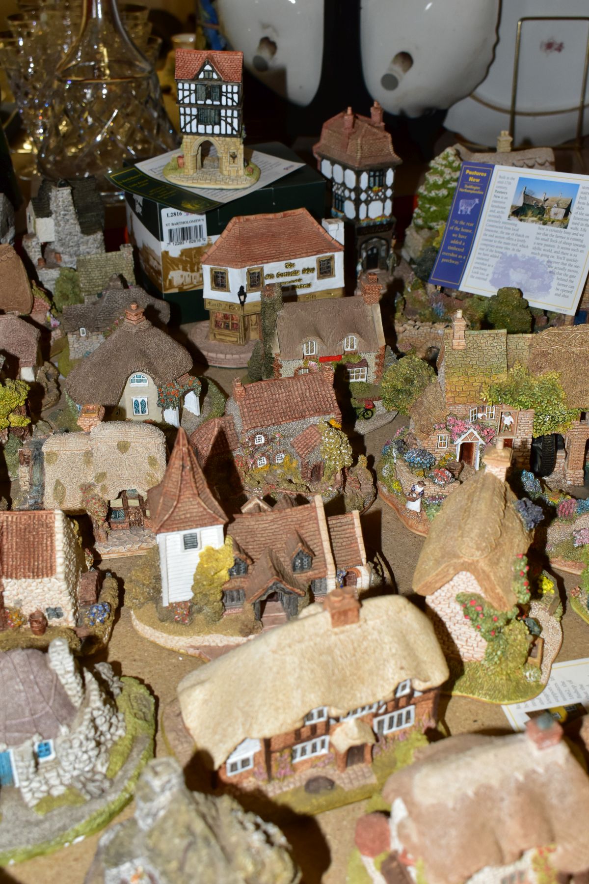 OVER SIXTY LILLIPUT LANE SCULPTURES FROM THE NORTH, MIDLANDS, SCOTTISH, WELSH, SOUTH EAST, - Image 6 of 11