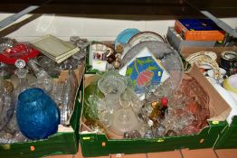 FIVE BOXES AND LOOSE GLASSWARE AND CERAMICS, ETC, including assorted pressed glass bowls, dressing