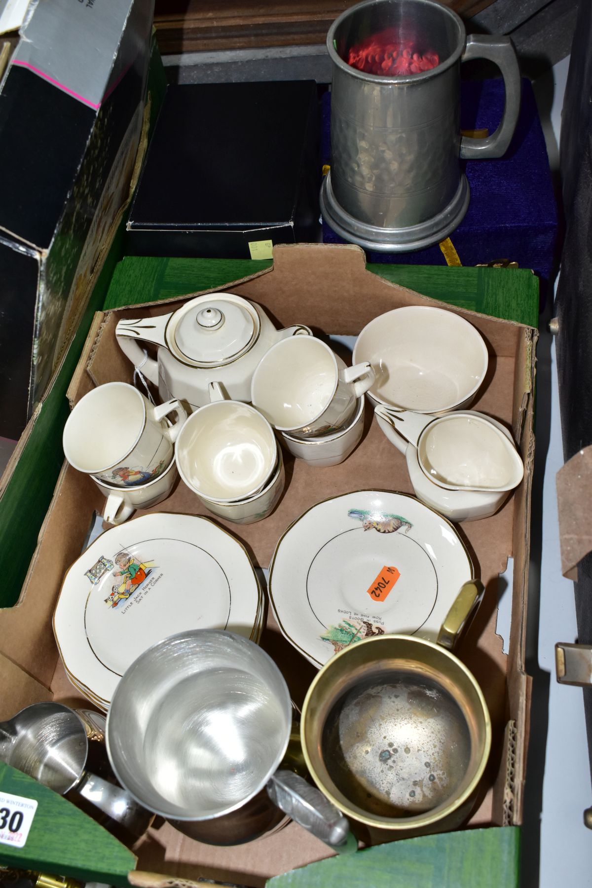 TWO BOXES OF ASSORTED WHITE METAL WARE AND A TWENTY ONE PIECE SYLVAN NURSERY WARE TEA SET, the tea - Bild 2 aus 5