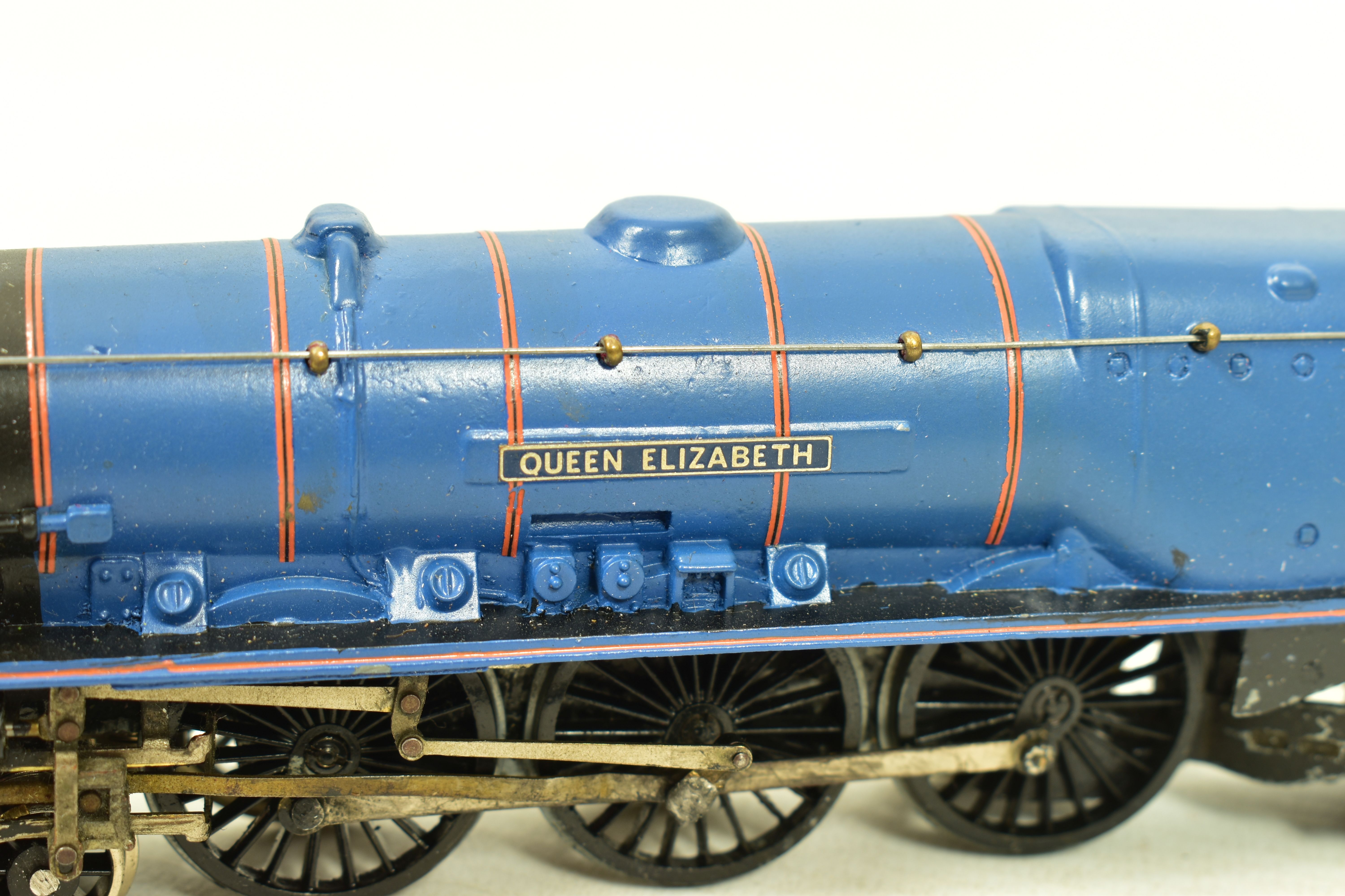 FIVE BOXED OO GAUGE LOCOMOTIVES, repainted, renamed and renumbered to a fairly good standard - Image 3 of 9