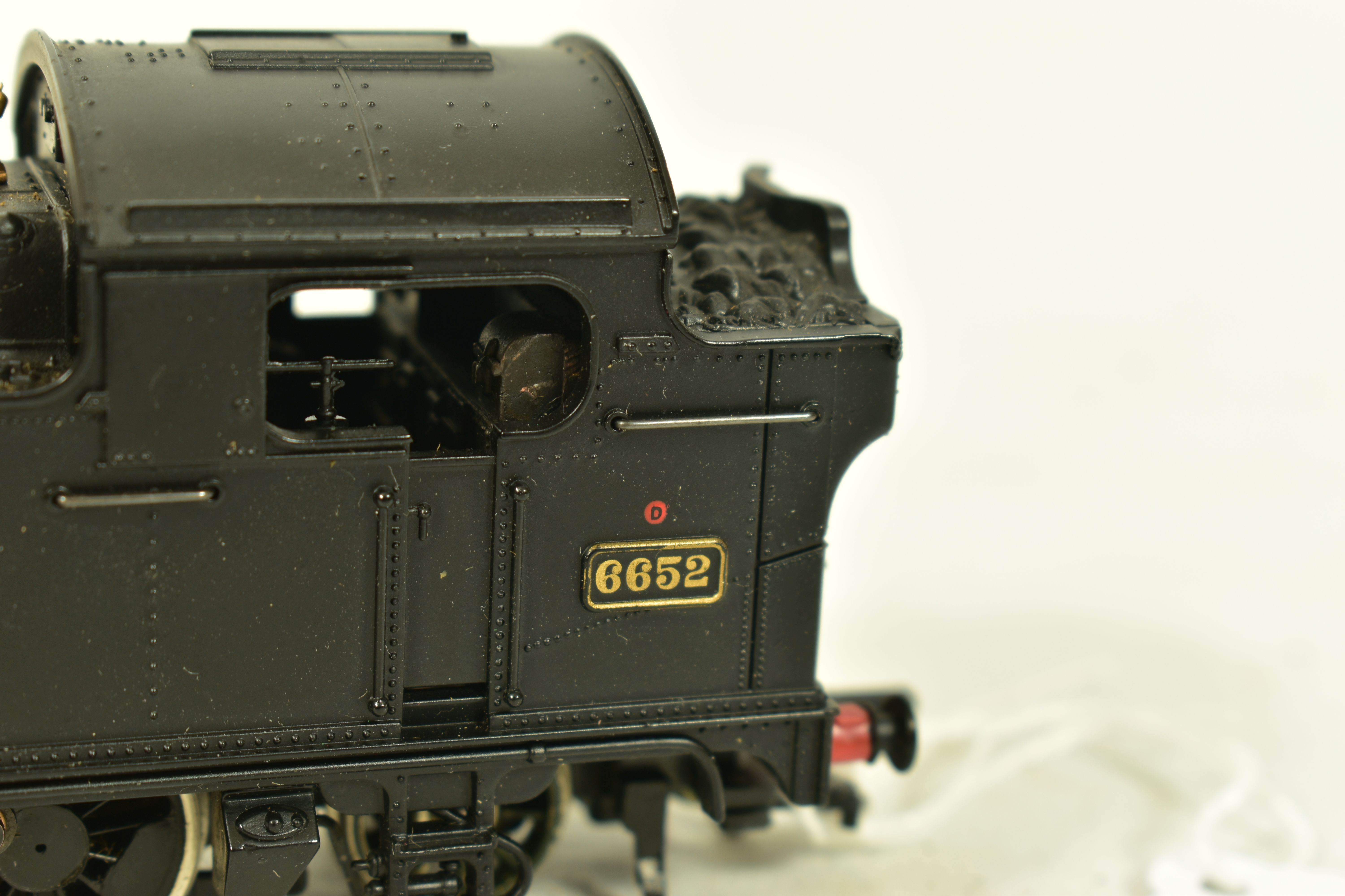 FOUR BOXED MAINLINE OO GAUGE TANK LOCOMOTIVES OF G.W.R. ORIGIN, 2 x class 57XX No.5768, both in B.R. - Image 12 of 13