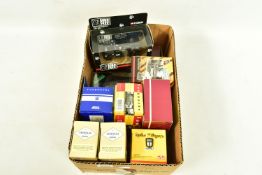 A QUANTITY OF BOXED MODERN DIECAST MODELS, to include a collection of assorted Austin, Morris and